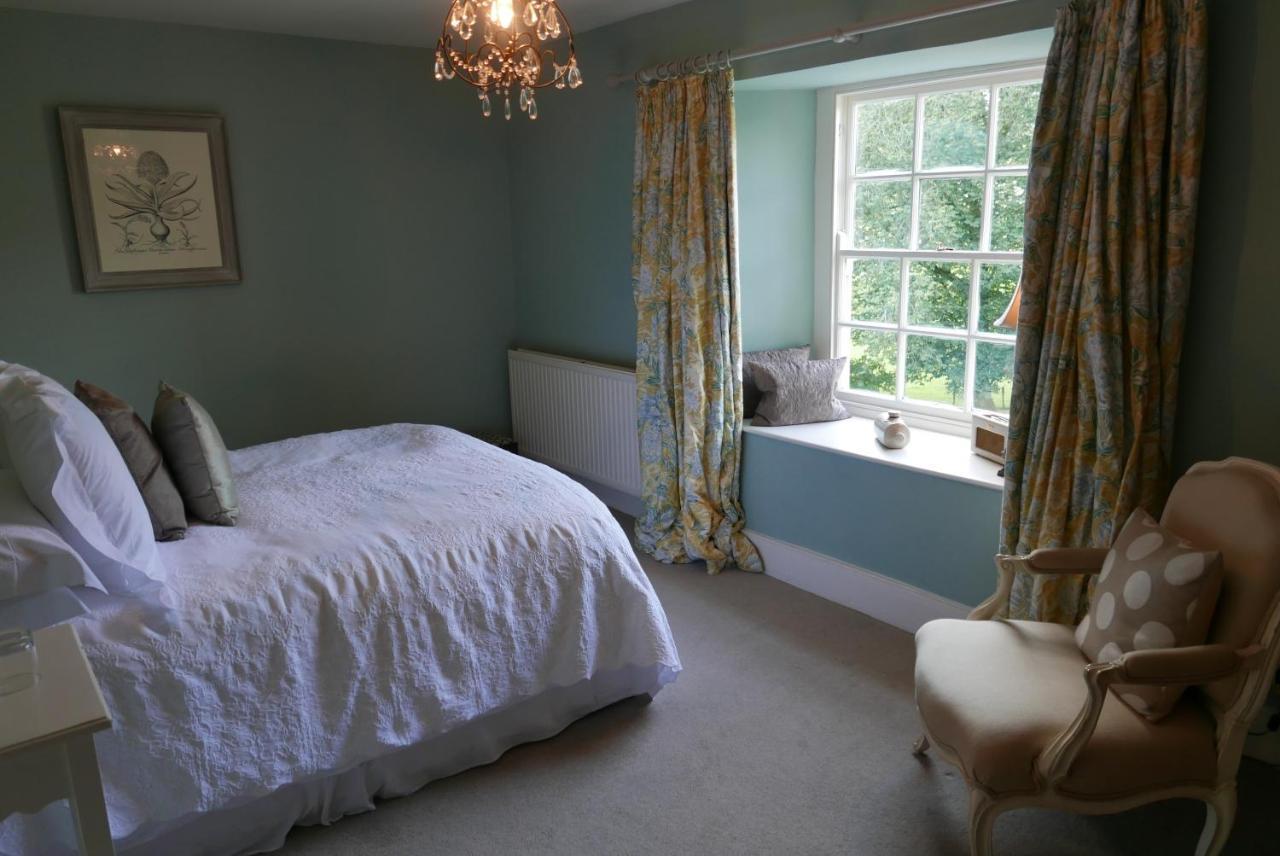 Guest house Belmount Hall
