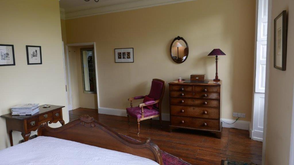 Guest house Belmount Hall *
